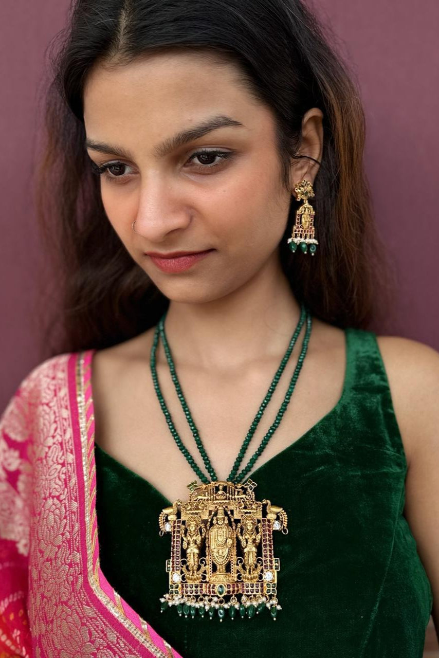 Traditional Temple Jewelry Necklace Set – Antique Gold Lakshmi Pendant with Green Beads