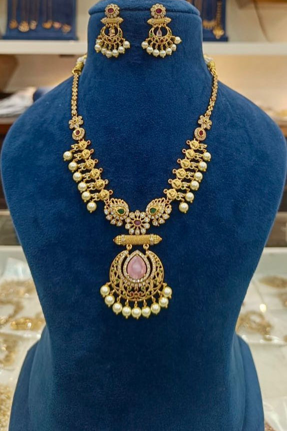 Traditional Gold-Plated Temple Necklace Set with Pearls & Stone Pendant – Bridal & Ethnic Jewelry for Women